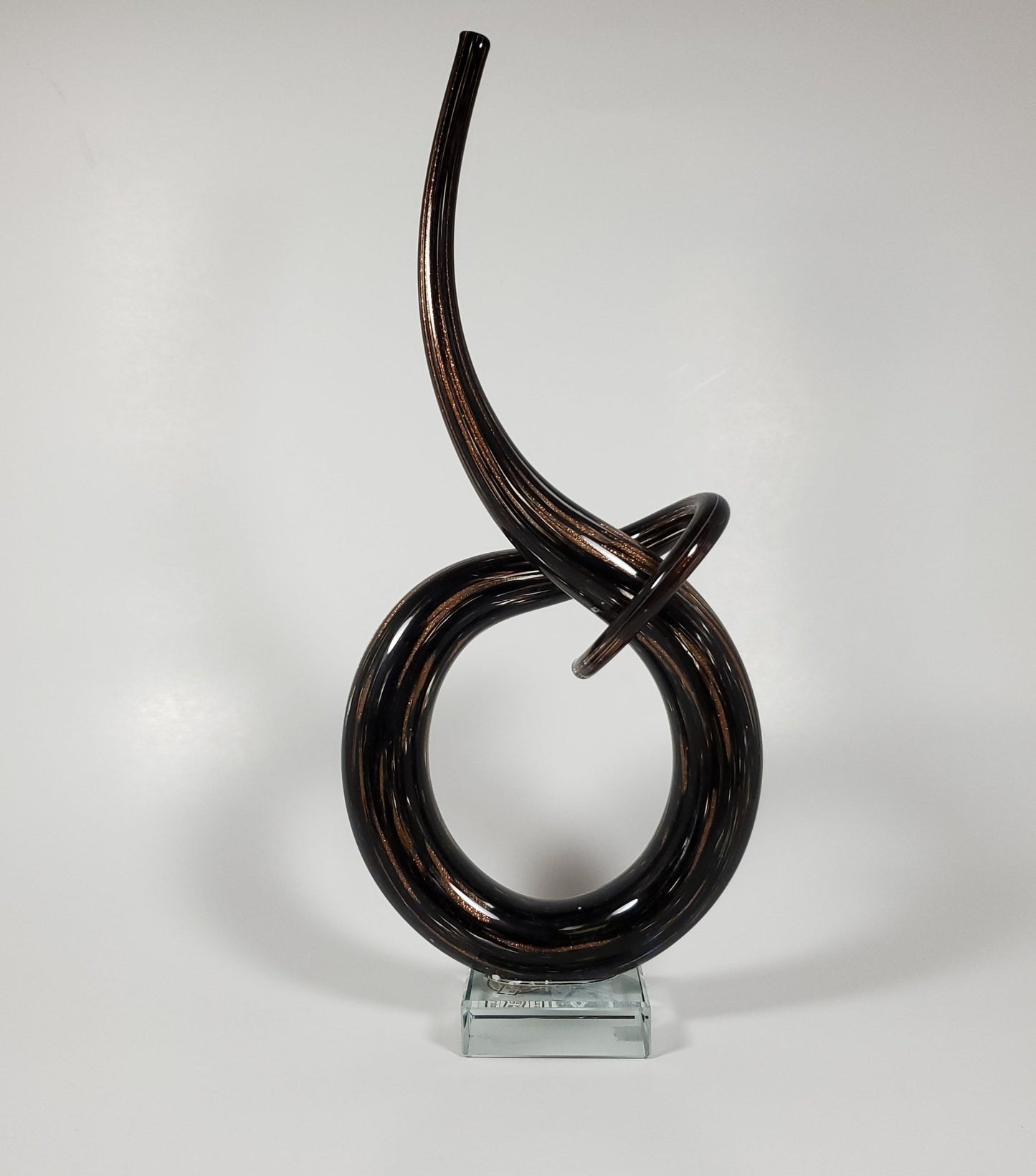 Brown and black accent piece - Tamayne's Decor & Events