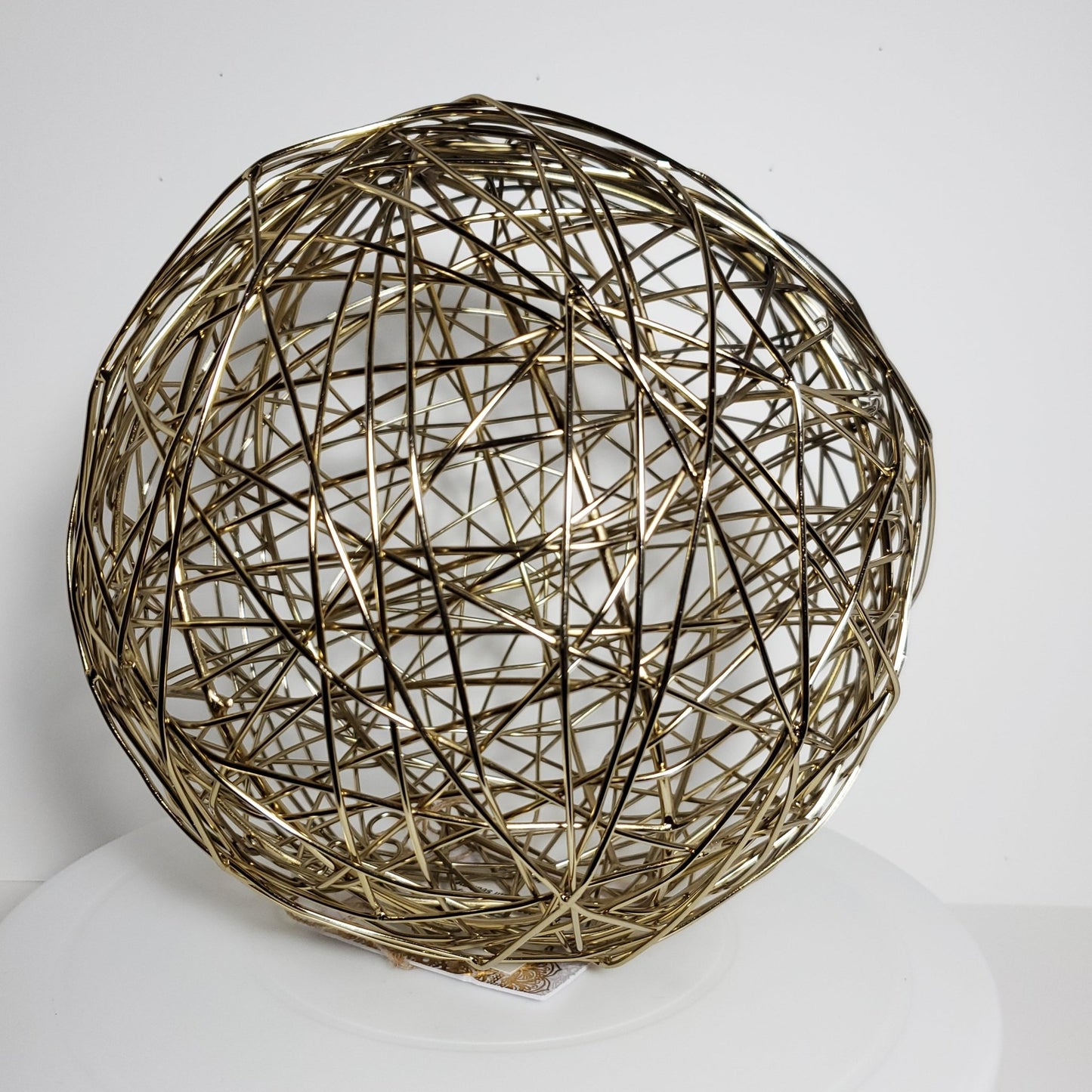 Gold accent ball - Tamayne's Decor & Events